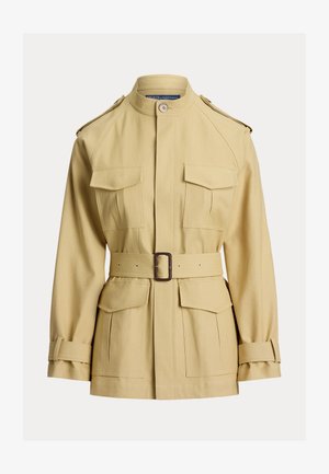 Beige Jacke mit Gürtel, hohem Kragen, vier aufgesetzten Taschen vorne, Schulterklappen und verstellbaren Manschettenriemen.