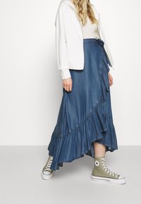 Marc O'Polo DENIM Sweater met rits - white