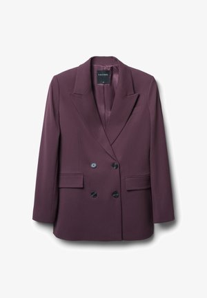 Blazer croisé de couleur prune profonde, fabriqué en tissu lisse, avec des revers crantés, deux poches avant et des boutons noirs.