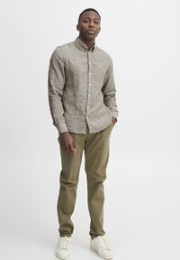 Casual Friday CFAnton - Camicia - burnt olive