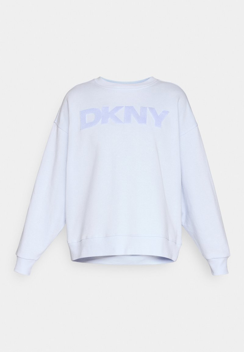 Jasnoniebieska bluza z oversize'owym krojem, okrągłym dekoltem i ściągaczami na rękawach. Zawiera teksturowane logo "DKNY" w nieco ciemniejszym odcieniu.