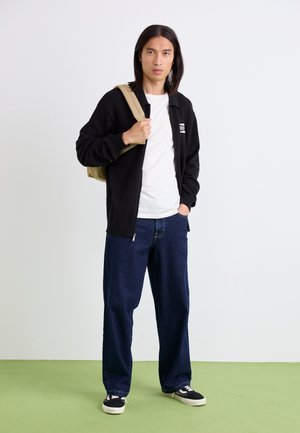 Pořadí 7: Dickies - HILHAM - Baggy džíny