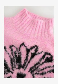 Atlasīts, light pink