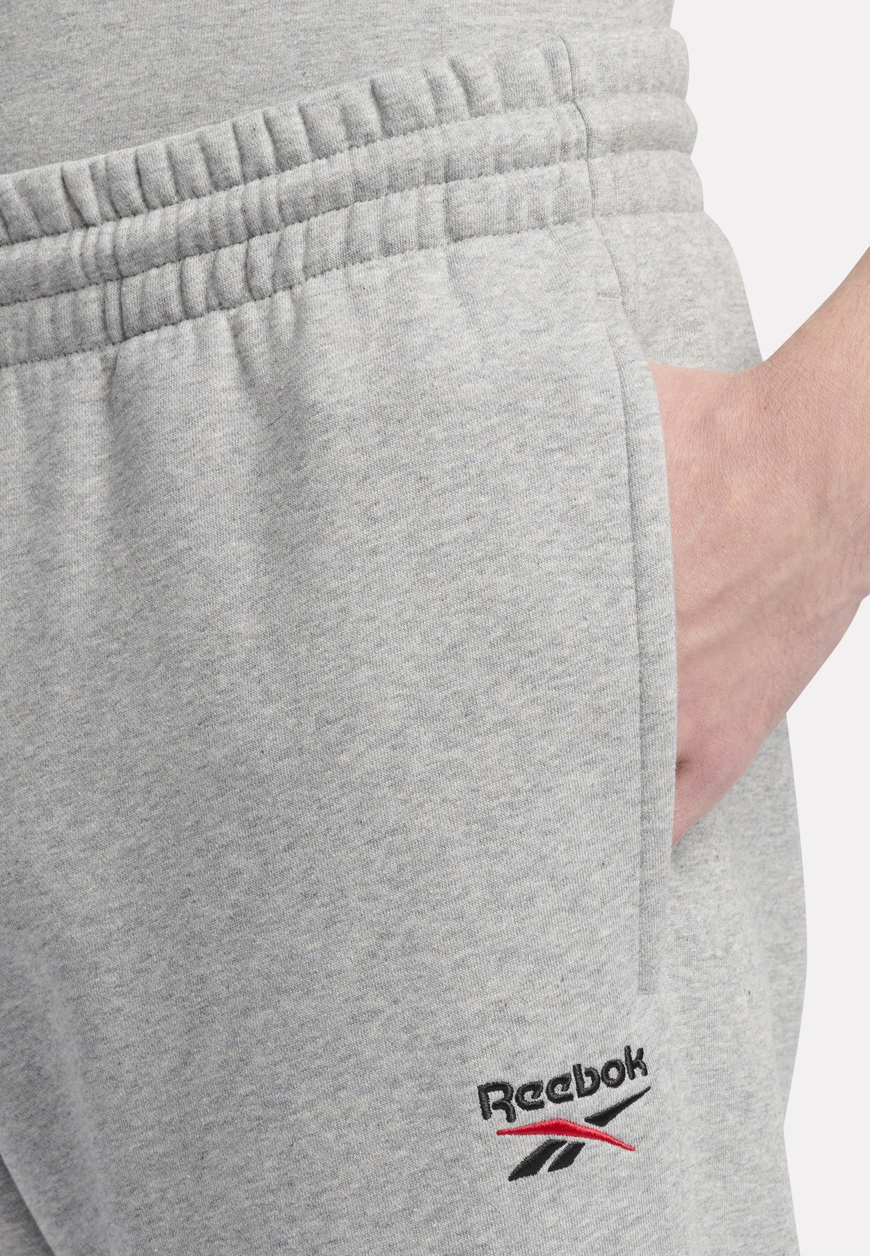 IDENTITY SMALL LOGO OPEN HEM