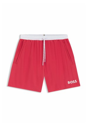 Rode zwemshort met witte elastische tailleband, witte trekkoorden, zijzakken en "BOSS"-logo op het linkerbeen.