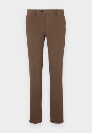 Pantaloni in cotone marrone con design a gamba dritta, dotati di chiusura frontale con zip e bottone, passanti per cintura e senza motivi o dettagli visibili.