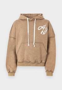 Rudos spalvos didelio dydžio džemperis su gobtuvu, medvilnės medžiaga, turi priekinių kišenę ir raištelius. Nudilę kraštai ir balta logotipo detalė ant krūtinės.