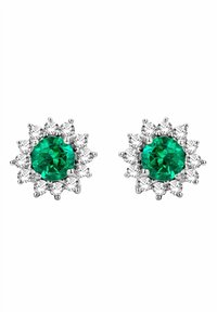 Emeralds auskari ar apaļu smaragdu centrā, ko ieskauj mirdzoši apaļi dimanti, ierakstīti sudraba pamatnē ar ziedu dizainu.