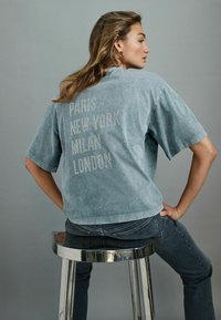 Next Apdrukāts T-krekls - denim blue