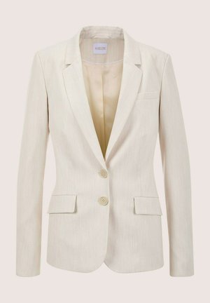 Beiger Blazer mit Reverskragen, einreihigem Design, zwei Fronttaschen und zwei Knöpfen; der Stoff hat eine feine Textur.