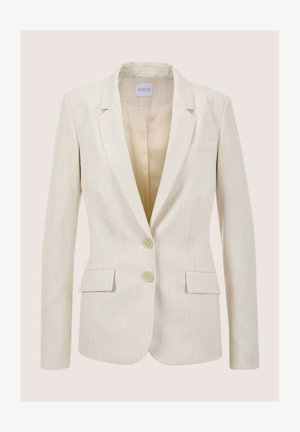 Beige blazer met een notched revers, een enkelsluitend ontwerp, twee voorzakken en twee knopen; de stof heeft een subtiele textuur.