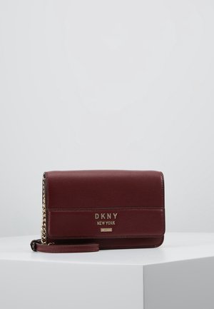 Umhängetasche - red