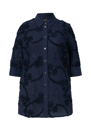 Marineblauwe blouse met knopen, 3/4 mouwen, gebloemd reliëfborduursel en een spitse kraag.