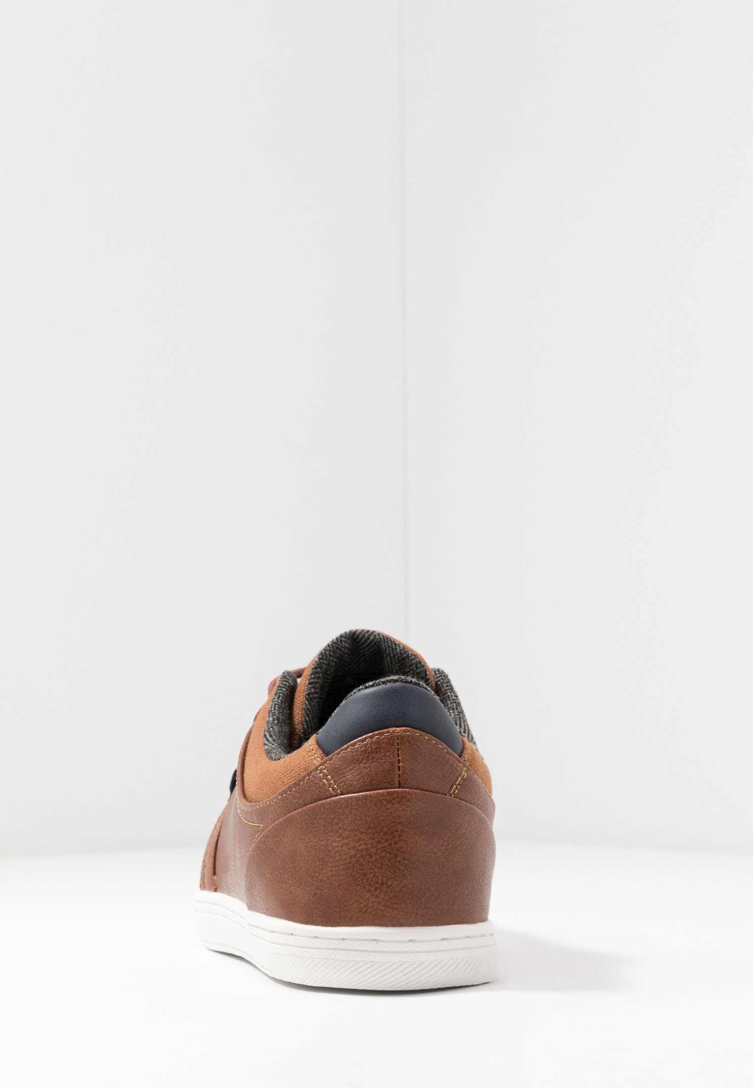 Pier One Joggesko cognac Zalando.no Pier One Joggesko cognac Zalando.no