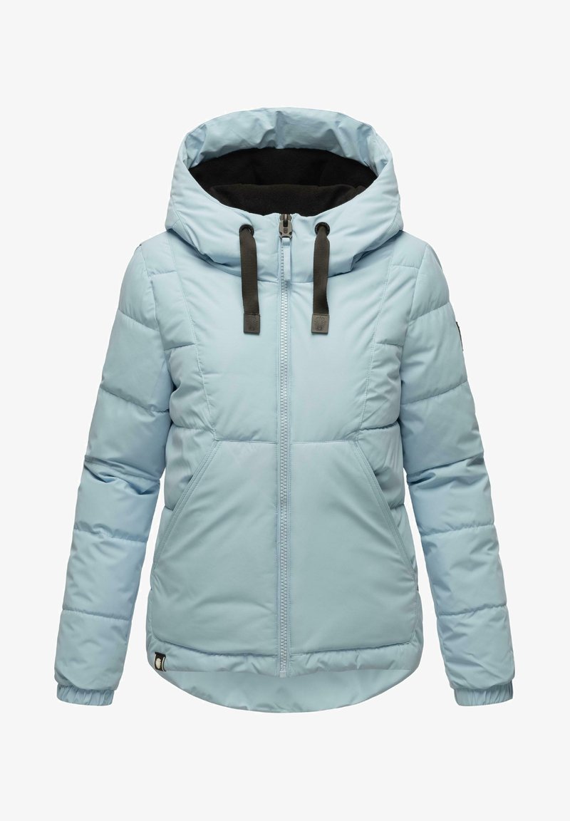 Giacca puffer azzurro chiaro con cappuccio, chiusura con zip, polsini elastici e tasche frontali. Il materiale sembra lucido, con un morbido rivestimento nero.