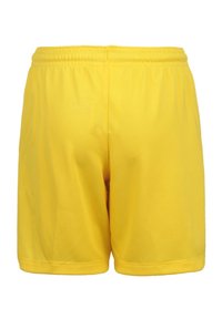 Geel sportshorts met een elastische tailleband, gladde textuur en geen zichtbare patronen of accenten. Achteraan is er een rechte zoomlijn zichtbaar.