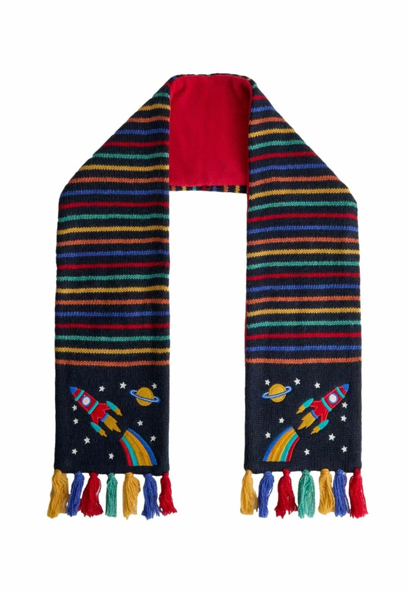 Strikket tørklæde med farverige striber i grøn, rød, blå og orange. Har blå broderi af raket og planet; enderne har multicolore frynser.