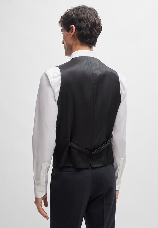HUGE VEST - Waistcoat4