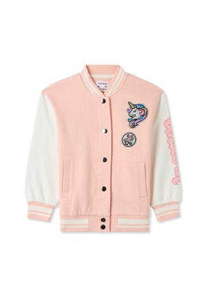 Giacca varsity rosa con maniche bianche, caratterizzata da ricami di unicorni e toppe a cerchio, polsini a costine e bottoni a pressione.