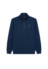Suéter azul marino con cuello de media cremallera, que presenta un pequeño logo bordado en el pecho y puños acanalados. Tejido suave y texturizado.