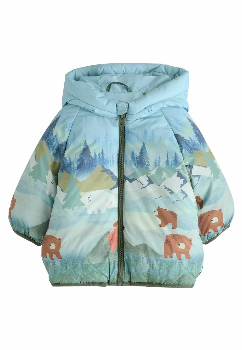 Veste matelassée pour enfants de couleur bleu clair avec un motif sur le thème de la nature, présentant des montagnes et des ours. Fermeture éclair à l'avant et capuche.