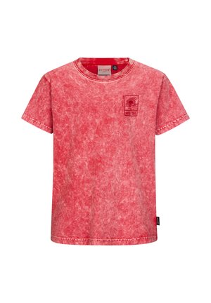 Rotes, acid-washed T-Shirt mit kurzen Ärmeln und kleinem Brustdruck eines Sonnenuntergangs über Wasser sowie dem Text „OASIS CLUB“.