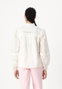 YAS YASGUNVA SHIRT - Button-down blouse - star white