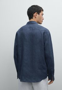 Thumbnail Image 3