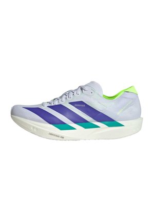 Bílá běžecká bota s fialovými pruhy, tyrkysovými prvky na podrážce, neonově zelenou patní přezkou a viditelným odpružením Lightstrike Pro.
