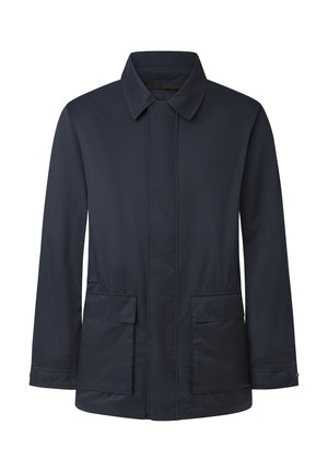 Cappotto leggero blu navy con colletto, patta frontale e due tasche sul petto. Presenta maniche lunghe e un design a taglio dritto.