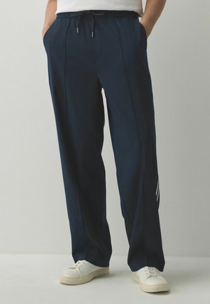 Next, REGULAR FIT - SIDE STRIPE SMART JOGGERS . - Jogginghose - navy
