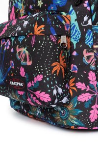 Eastpak DAY OFFICE UNISEX biały