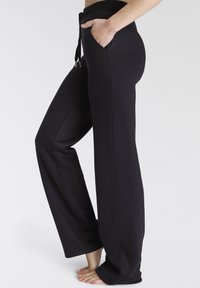 Vivance Trainingsbroek - schwarz