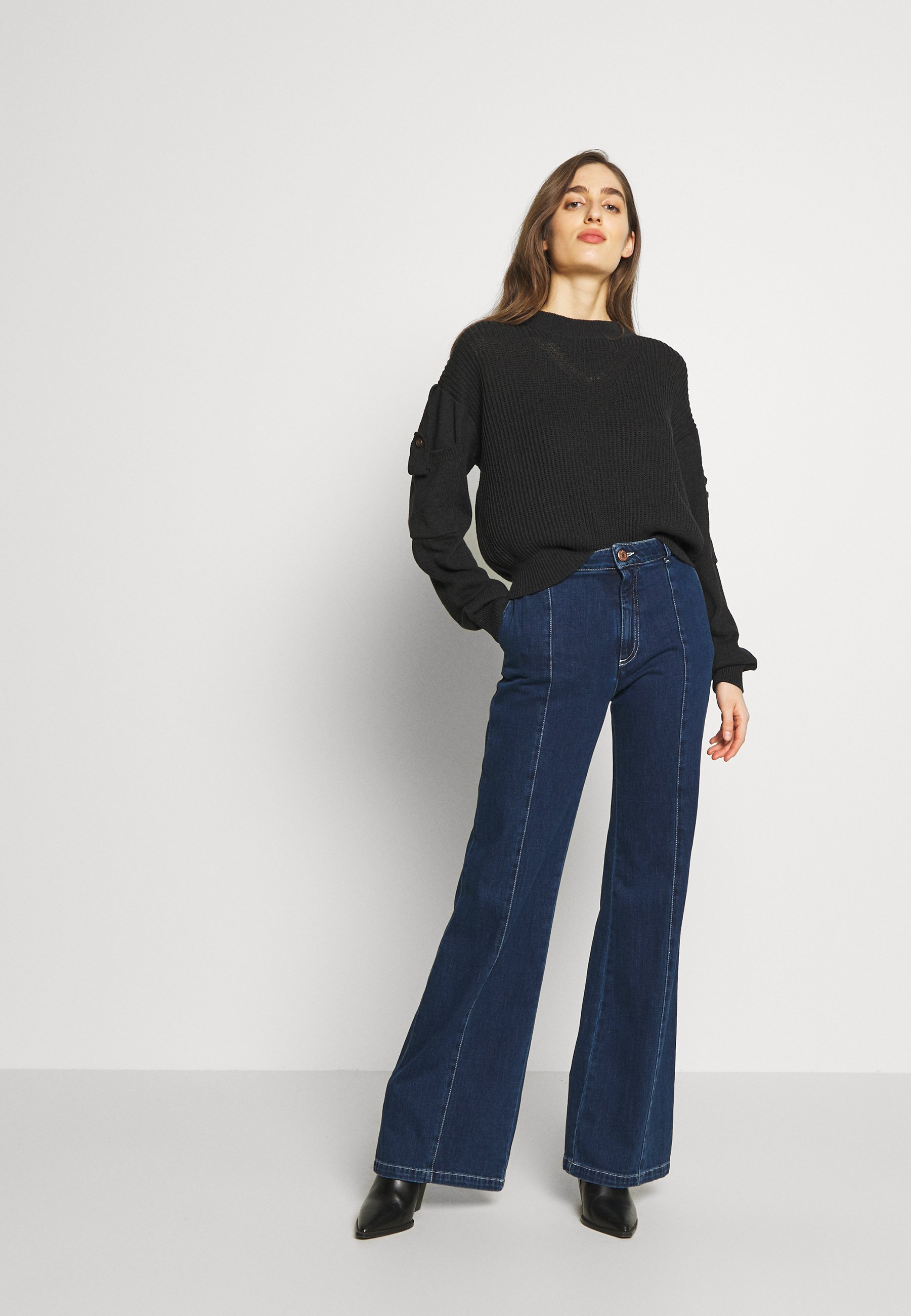 See by Chloé Stickad tröja obsidian black Zalando.se See by Chloé Stickad klänning obsidian black Zalando.se