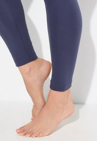 Ulla Popken RUNDUM-GUMMIBUND - Legíny - kalhoty  - dark violet