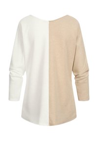 Crewneck shirt met driekwart mouwen, gesplitst in twee kleuren: wit aan de linkerkant en beige aan de rechterkant. Zachte stof met een gladde textuur.