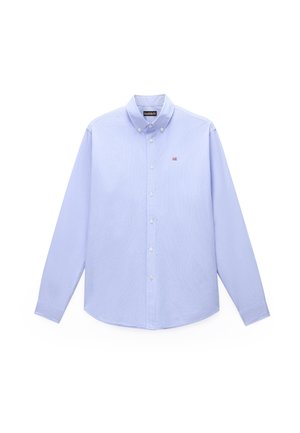 Lichtblauw overhemd met lange mouwen, knoopsluiting, knoopkraag en een klein rood-wit vlaglogo op de linkerborst.