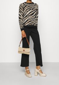 ONLY MATERNITY Pullover - black