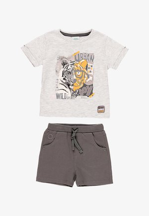 SET - Shorts - steel