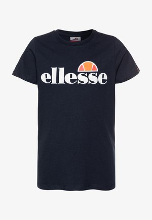 Camiseta de algodón azul marino con un gran logo blanco de "ellesse" y un acento naranja semicírculo sobre el texto. Mangas cortas y cuello redondo.