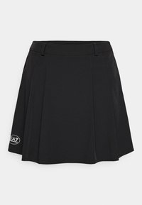 Unselected, black beauty