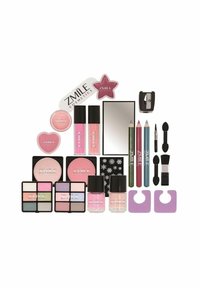 Meikki setti, joka sisältää pinkkejä ja pastellivärejä, mukaan lukien huulikiilto, poskipuna, luomiväripaletit, meikkivälineet ja peili, järjestetty siististi.