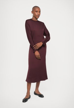 BATWING DRESS - Kasdienė suknelė - dark burgundy