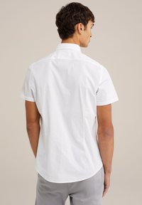 Thumbnail Image 3