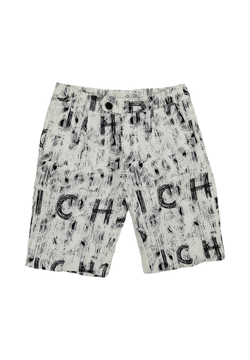 Pantaloni corti bianchi con un motivo testurizzato che presenta grandi lettere nere e dettagli a pennellate. Vita standard con chiusura frontale a bottone.