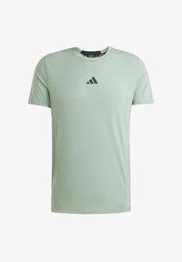 Unselected, silver green