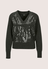 Dunkelgrauer V-Ausschnitt-Pullover mit langen Ärmeln, der auf der Vorderseite vertikale Verzierungen aus silbernen Pailletten aufweist.