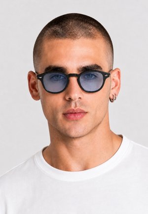 Gianni Kavanagh, GIANNI KAVANAGH SUNGLASSES | MEN LIGHT BLUE SOLAN SUNGLASSES - Gafas de sol - light blue
