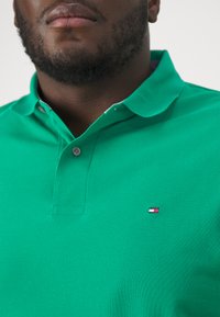 Tommy Hilfiger 1985 REGULAR - Pólóing - olympic green