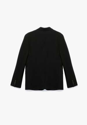 Blazer nero con un design sartoriale, revers formale, maniche lunghe e polsini con bottoni. Tessuto liscio e linee pulite. Vista posteriore.